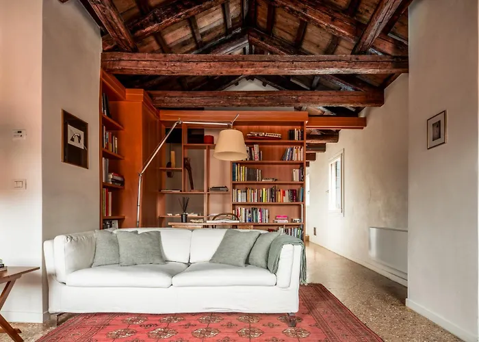 Santa Giustina Palace R&R